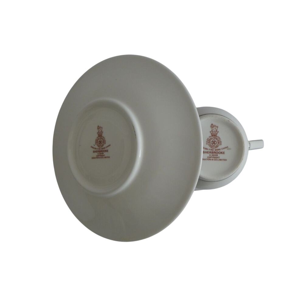 Royal Doulton Sherbrooke Fine China Teacup & Saucer Set - Picture 5 of 6